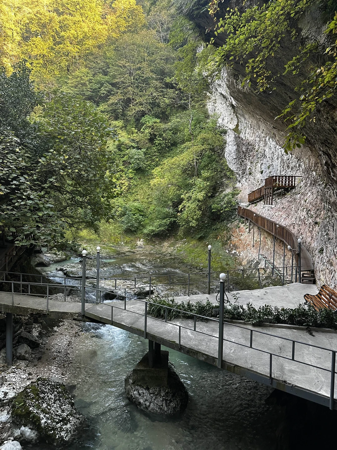 Очень рекомендую данные места к посещению и организатора, днем написала вечером уже приехали за нами на