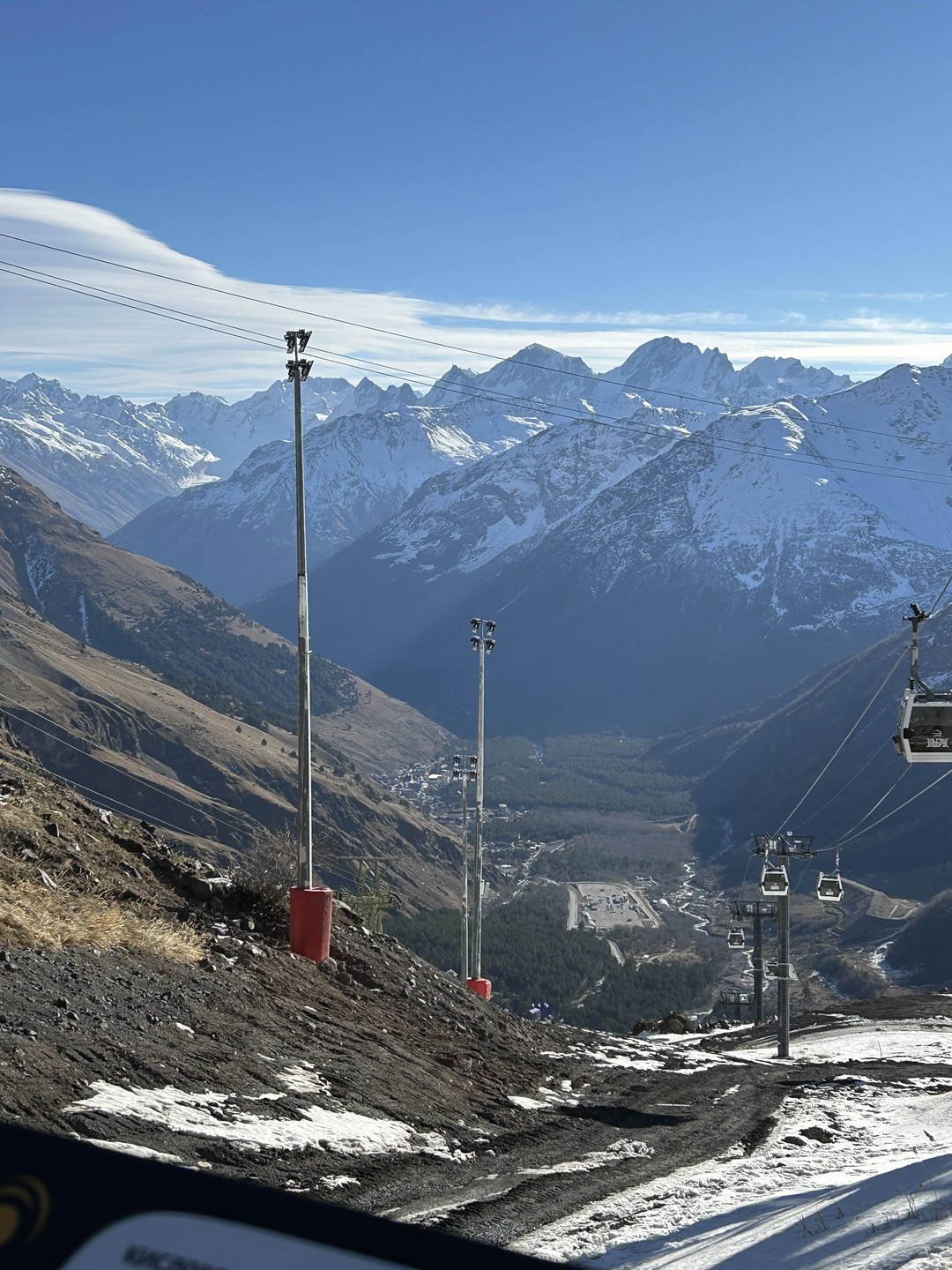 Все супер)) красивые виды, много интересной информации, понравилось, что во всех красивых местах гид останавливался для