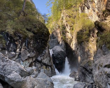 Прогулка к водопаду на реке Кынгарга и дацан «Бодхидхарма»