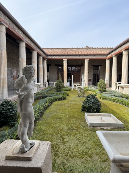 Спасибо огромное за экскурсию! Очень познавательно и интересно!