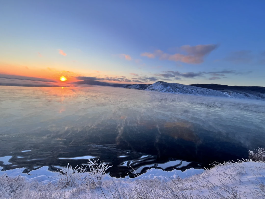 Огромное спасибо Наталье– не просто экскурсовод, а настоящий проводник в мир Байкала! Ее знания о природе,