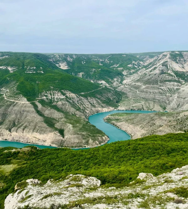 Сулакский каньон, пещеры Нохъо и бархан Сарыкум - из Дербента