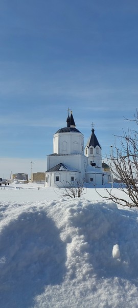 я давно не была в зимней сказке, все понравилось: рассказ Азата, белая мечеть, каран, замершая волга, куропатки в снегу