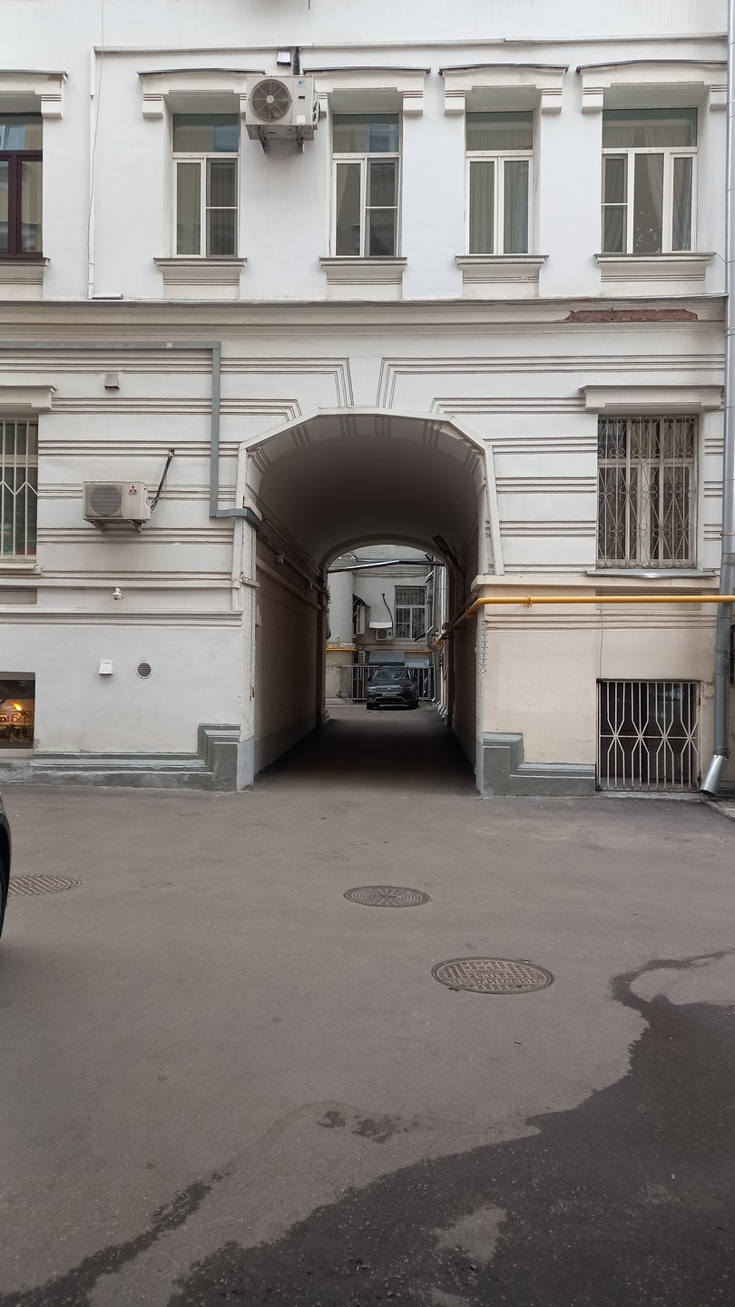 Проходные дворы Москвы (Валентина)