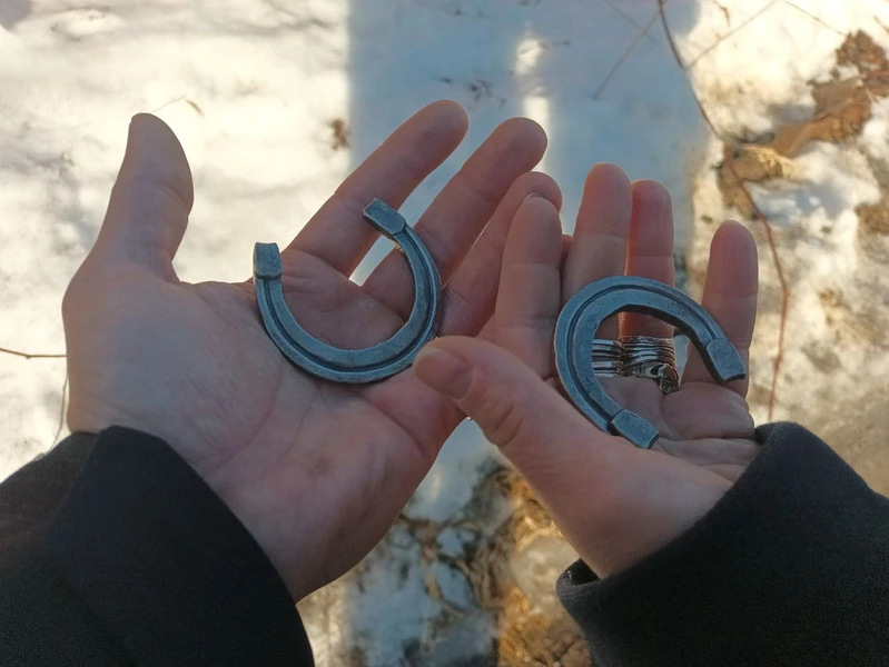 Сергей глубоко разбирается в вопросе, как с теоретической и практической частями, равно и с мистической стороной