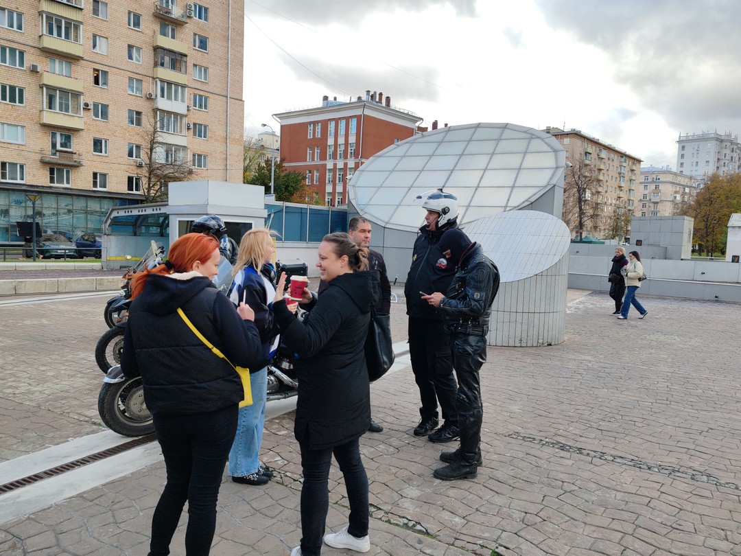 Хочется сказать спасибо Николаю и его команде за возможность людям получать незабываемые впечатления. Мне не хочется