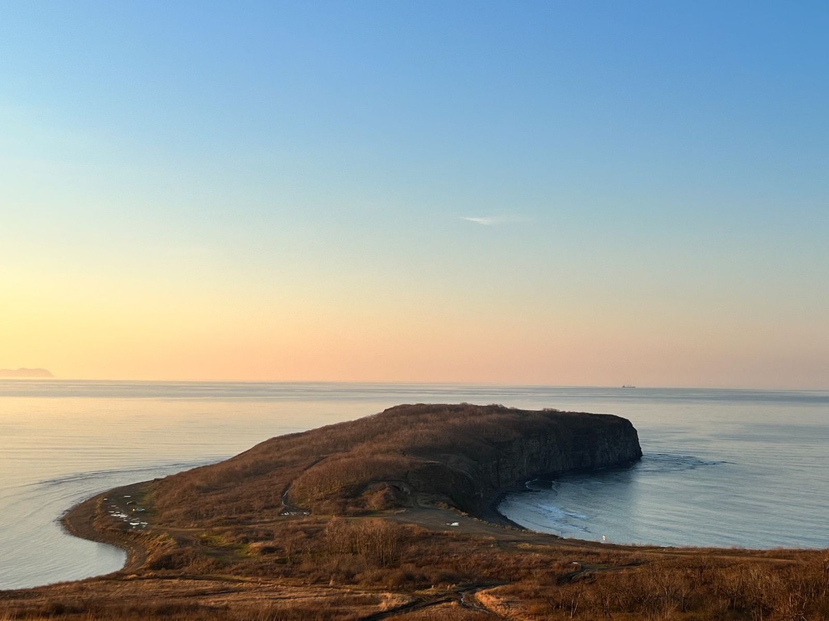 Остров Русский и бухта Стеклянная (6/16)