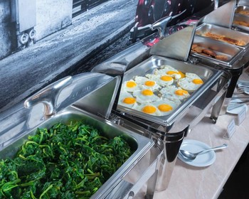 Встреча, прогулка по Еревану и приготовление хурджина