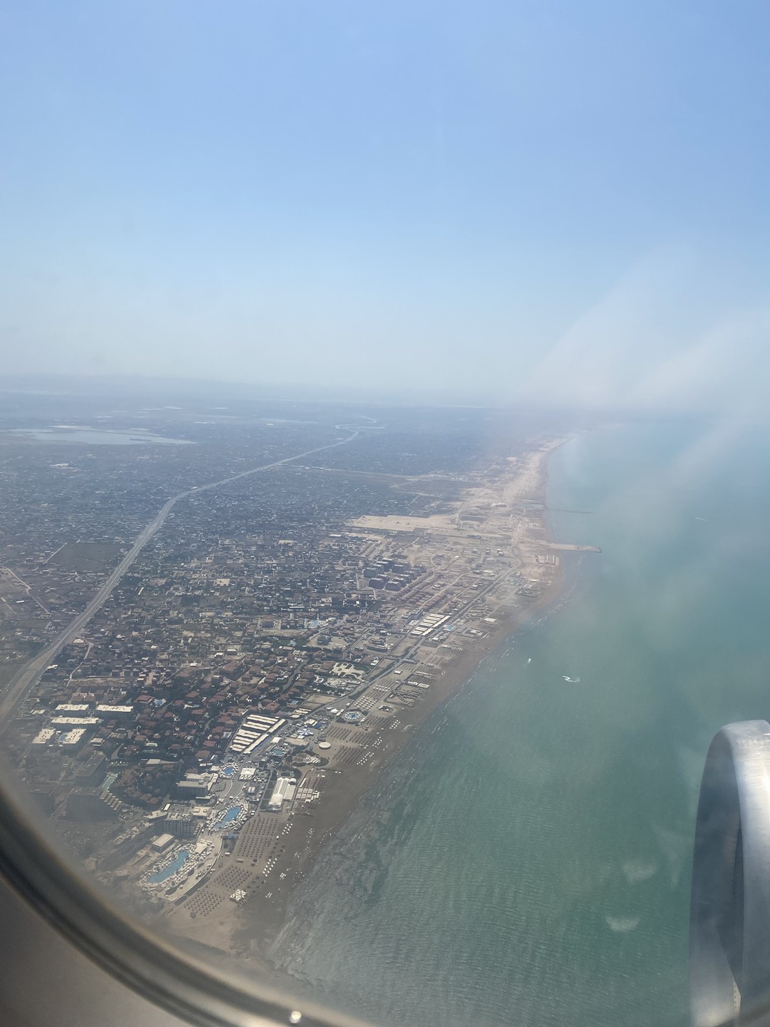 Трансфер «Аэропорт - Баку» или обратно с гидом (Анастасия)