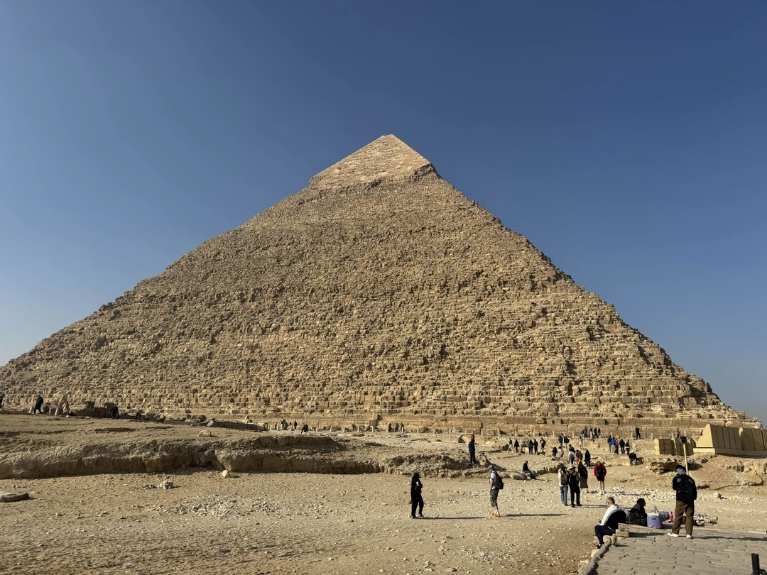 Ездили на 2 экскурсии с этими организаторами. Оба раза очень удачно. Гиды с отличным русским языком, все четко организовано. Спасибо!