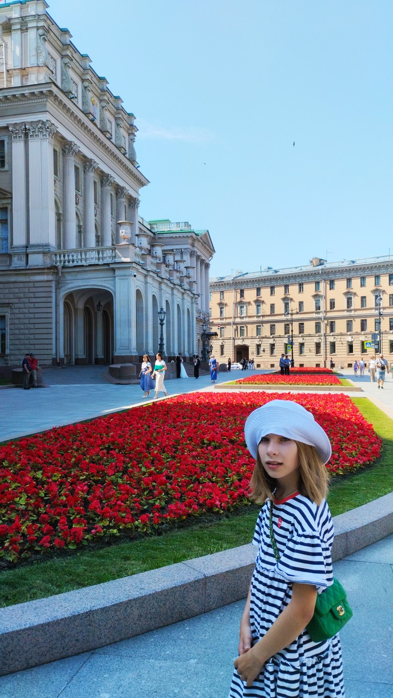 Коля Петю догоняет, да Исаакий мешает! Детская экскурсия вокруг собора (Людмила)