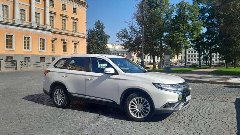 По Петербургу на автомобиле