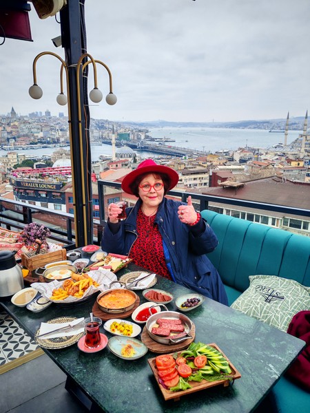 Прекрасное приключение!!! Гид Инга очень знающий, очень много рассказала, отвечала на все вопросы. Показала мне за