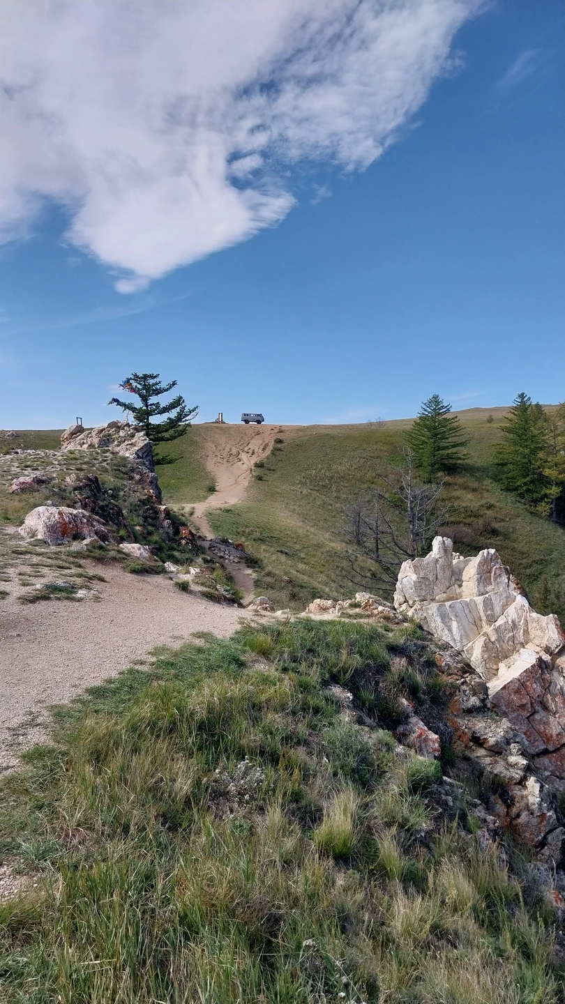 Ездили мы на экскурсию 19.09.25 года. Это единственная экскурсия из острова Ольхона. Нам очень понравилось. Мы