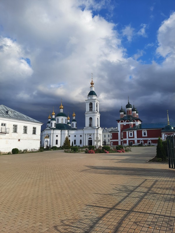Углич: обзорная экскурсия (без посещения кремля)