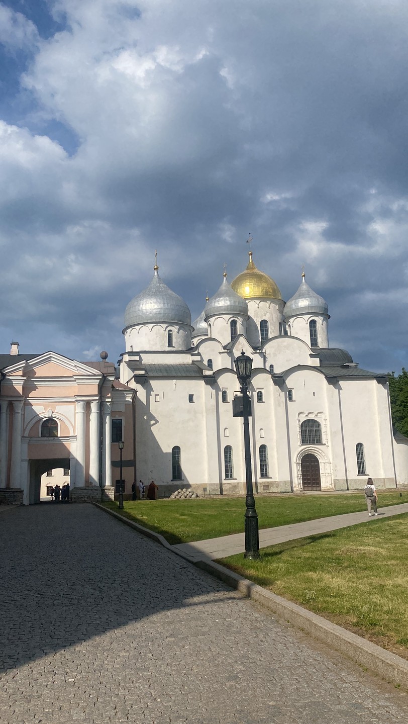 Господин Великий Новгород (Людмила)