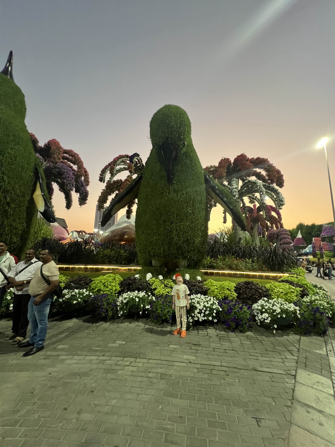 Одна из лучших экскурсий, которые я брала на трипстере. Осталась довольна по всем пунктам: Нодир еще