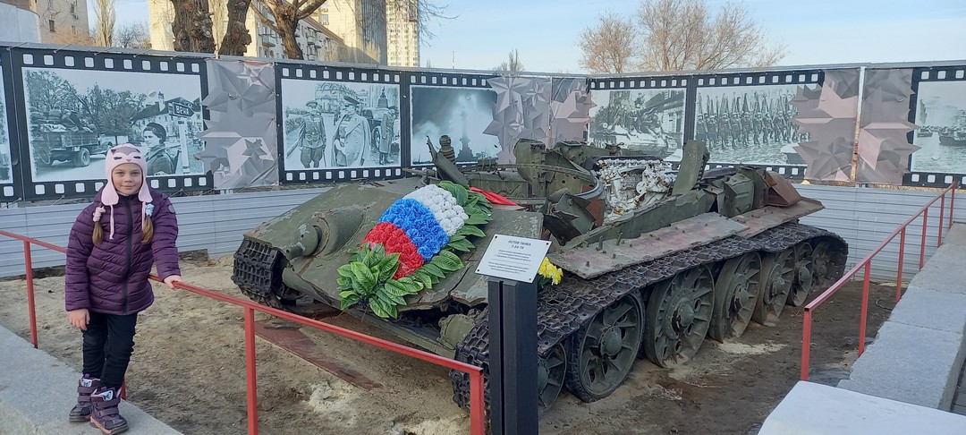 Если у вас есть желание познакомиться с городом вместе с детьми - это лучший вариант! Александр
