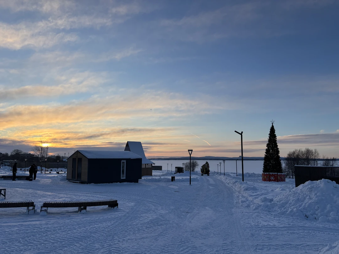 Благодаря Юлии, мы увидели Кандалакшу другими глазами! Не серый промышленный городок, как представляли, а живущий в