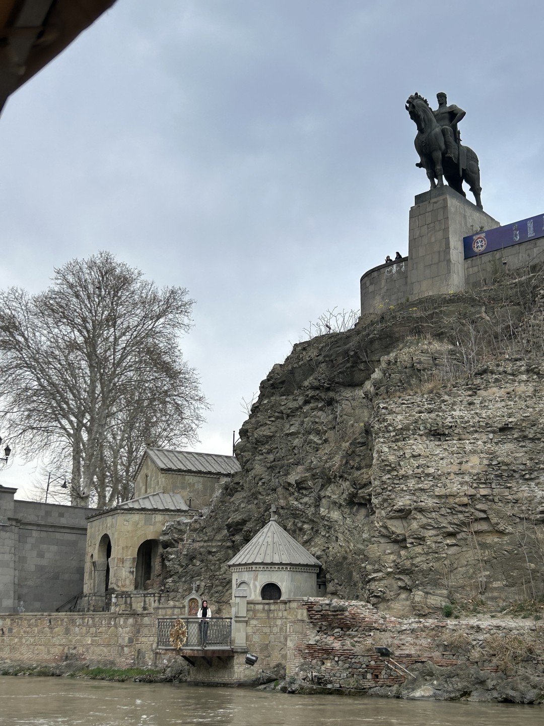 Старый Тбилиси: пешая экскурсия, прогулка на катере и грузинское вино (Светлана)