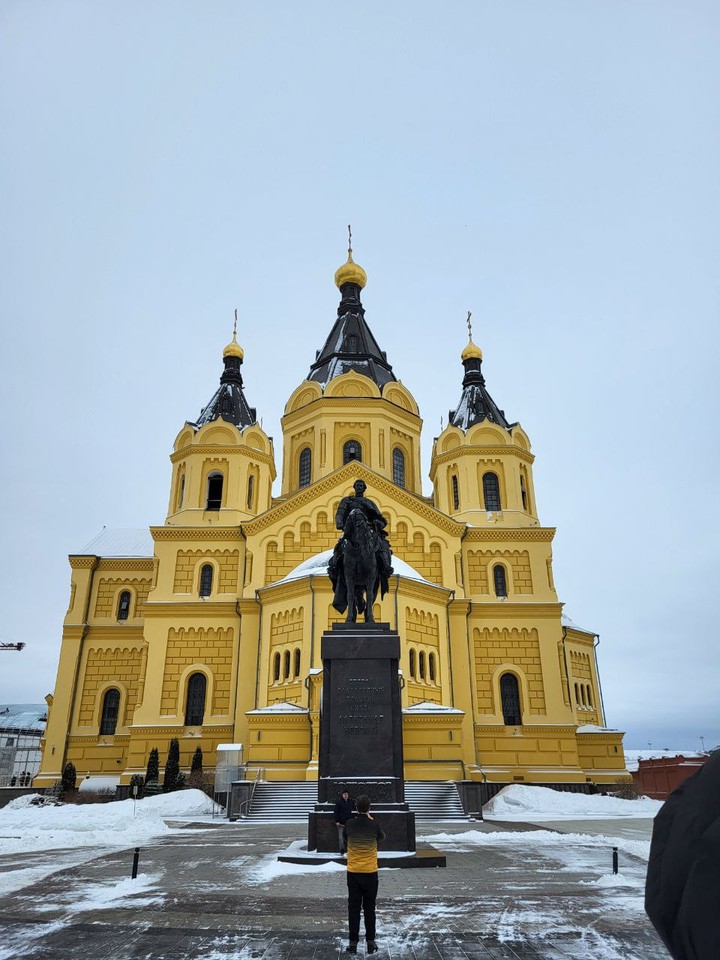 Весь Нижний за один день (Любовь)