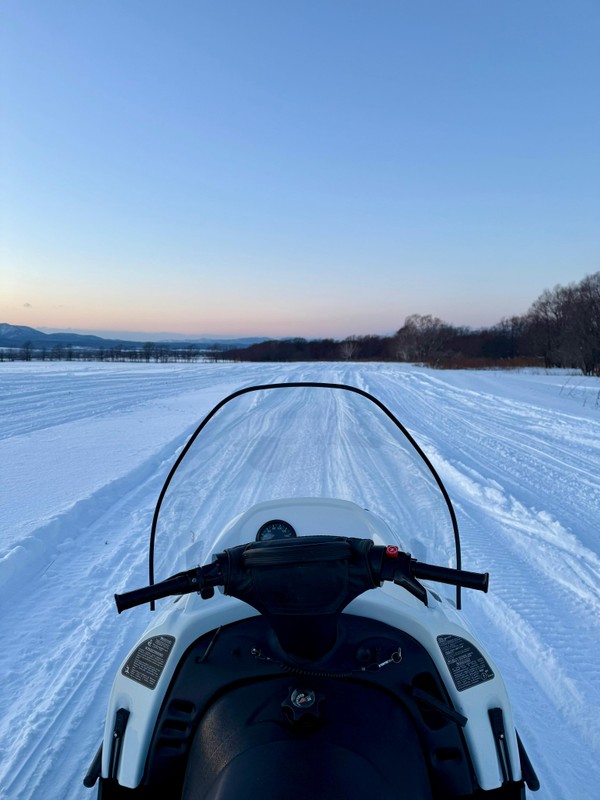 Операция «Зимний аэродром»: на снегоходах - к подножию горы Быкова