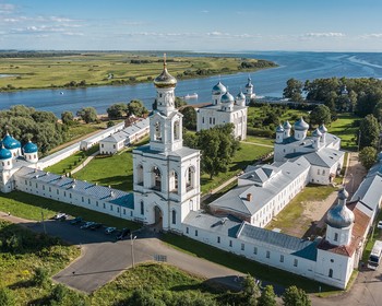 Достопримечательности Великого Новгорода, переезд в Санкт-Петербург