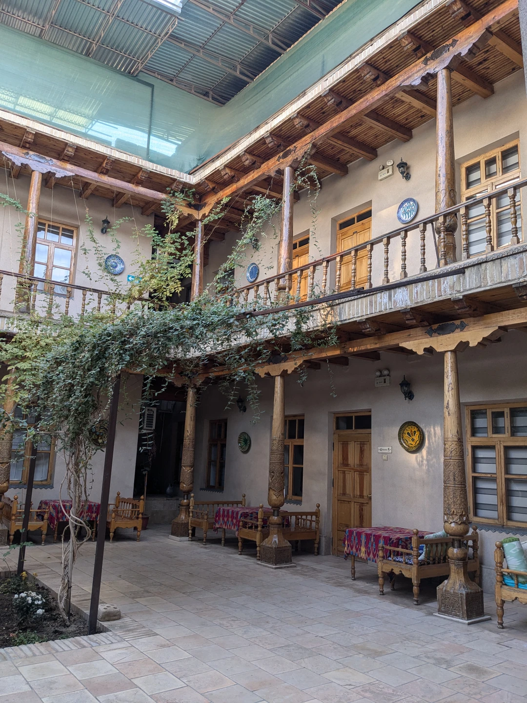 Бухара - это восточная сказка. Если думаете ехать или нет, сомнений нет - это чудо,которое нужно