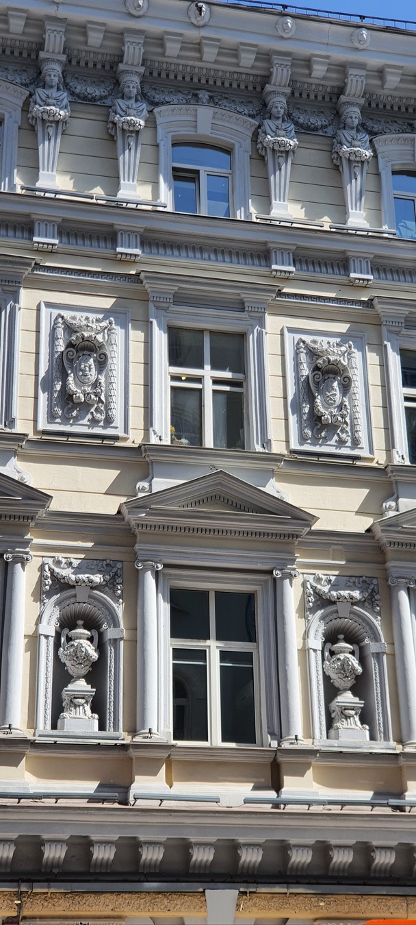 ГУМ, ЦУМ, Елисеевский — три кита московской торговли (6/9)