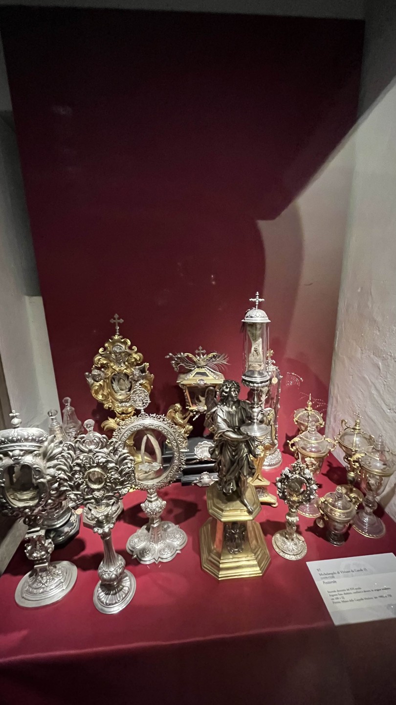 Полный восторг! 🤩 Огромное спасибо Лидии за такую интереснейшую экскурсию! Понравилось все! И живой непринужденный рассказ