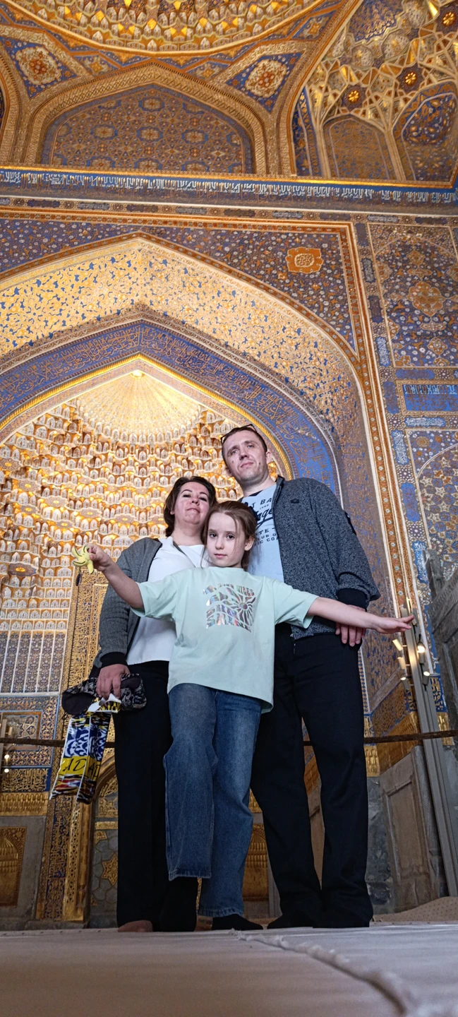 Экскурсия по Самарканду с Уткуром превзошла все ожидания! Очень подробно со знанием дела рассказывал историю Самарканда