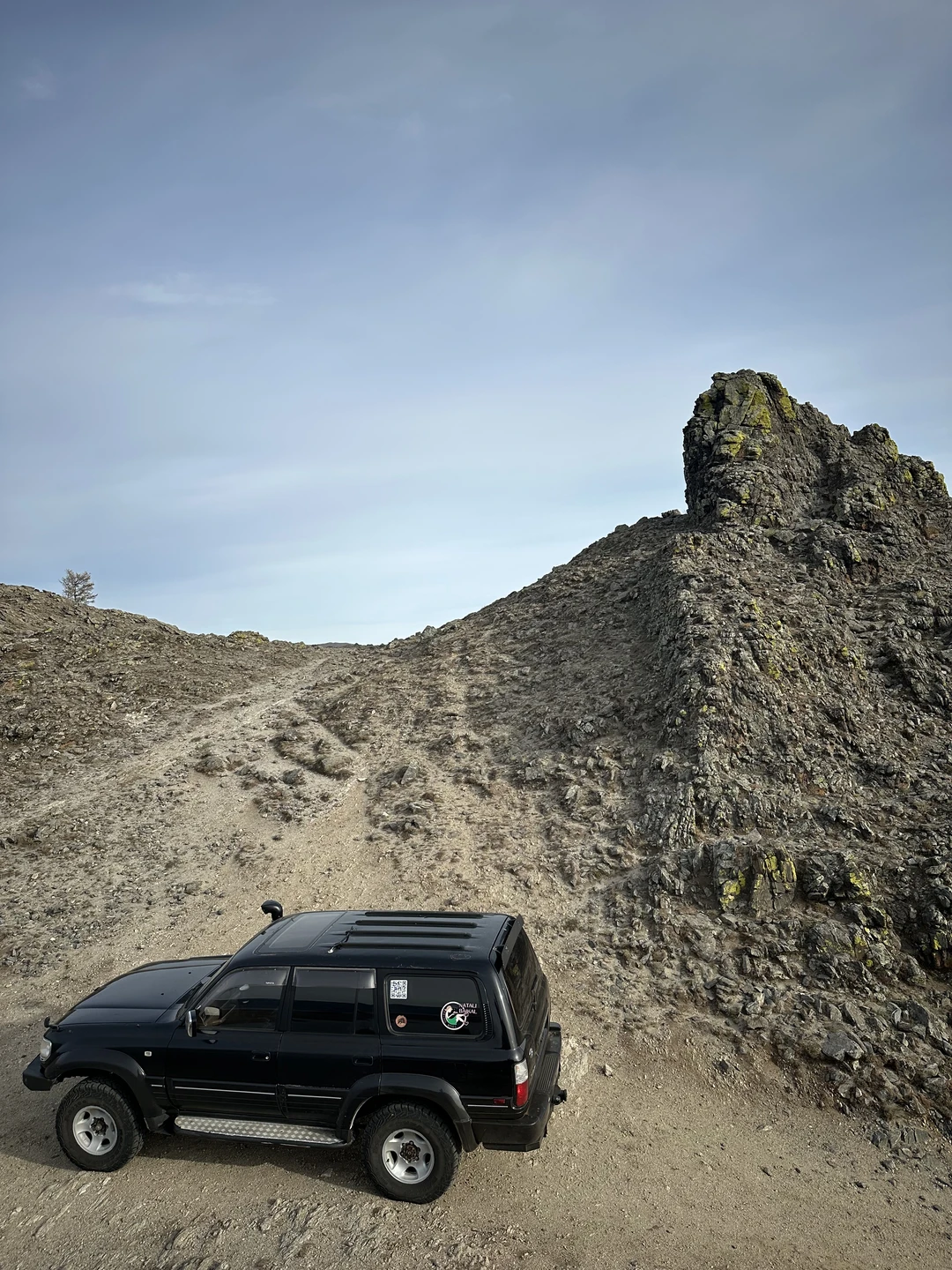 Все прошло безумно круто, гид Сергей профессионал своего дела, показал нам все укромные уголки острова Ольхон