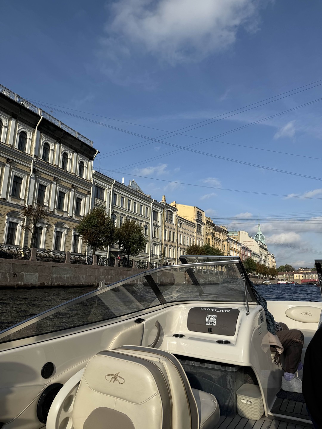 Петербург как на ладони: прогулка по рекам и каналам на катере «Сиеста» (Екатерина)