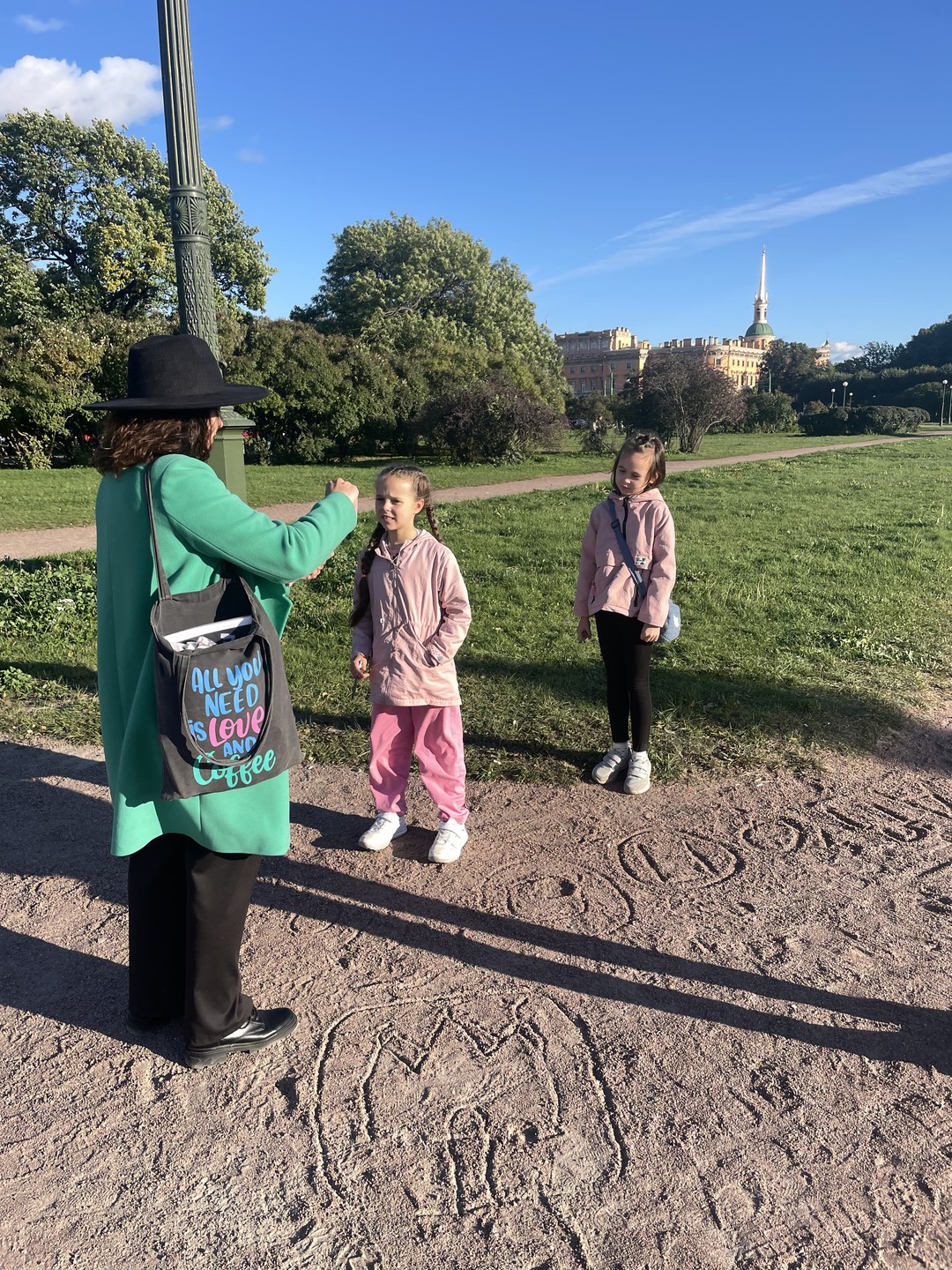 Душевно, понятно, доступно. Нас было всего 4 человека, практически индивидуальная экскурсия получилась. Гид умеет заинтересовать детей,