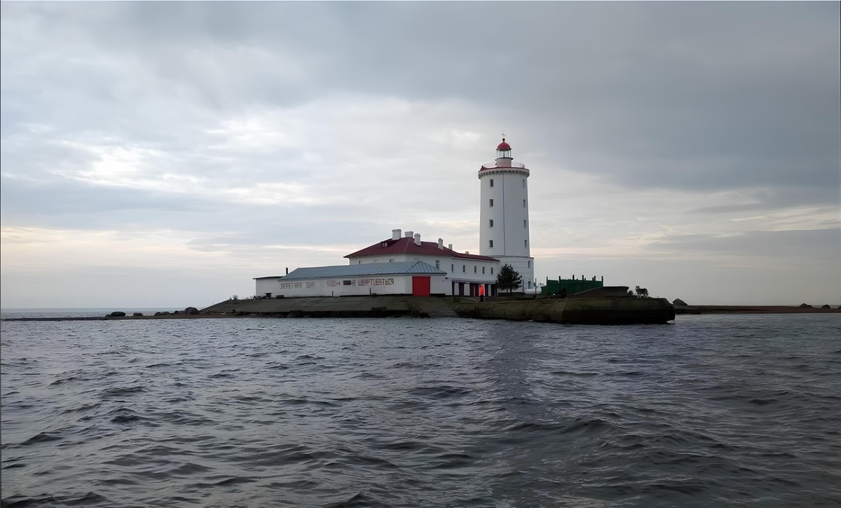 Главное изображение экскурсии - Морское путешествие из Петербурга в Кронштадт