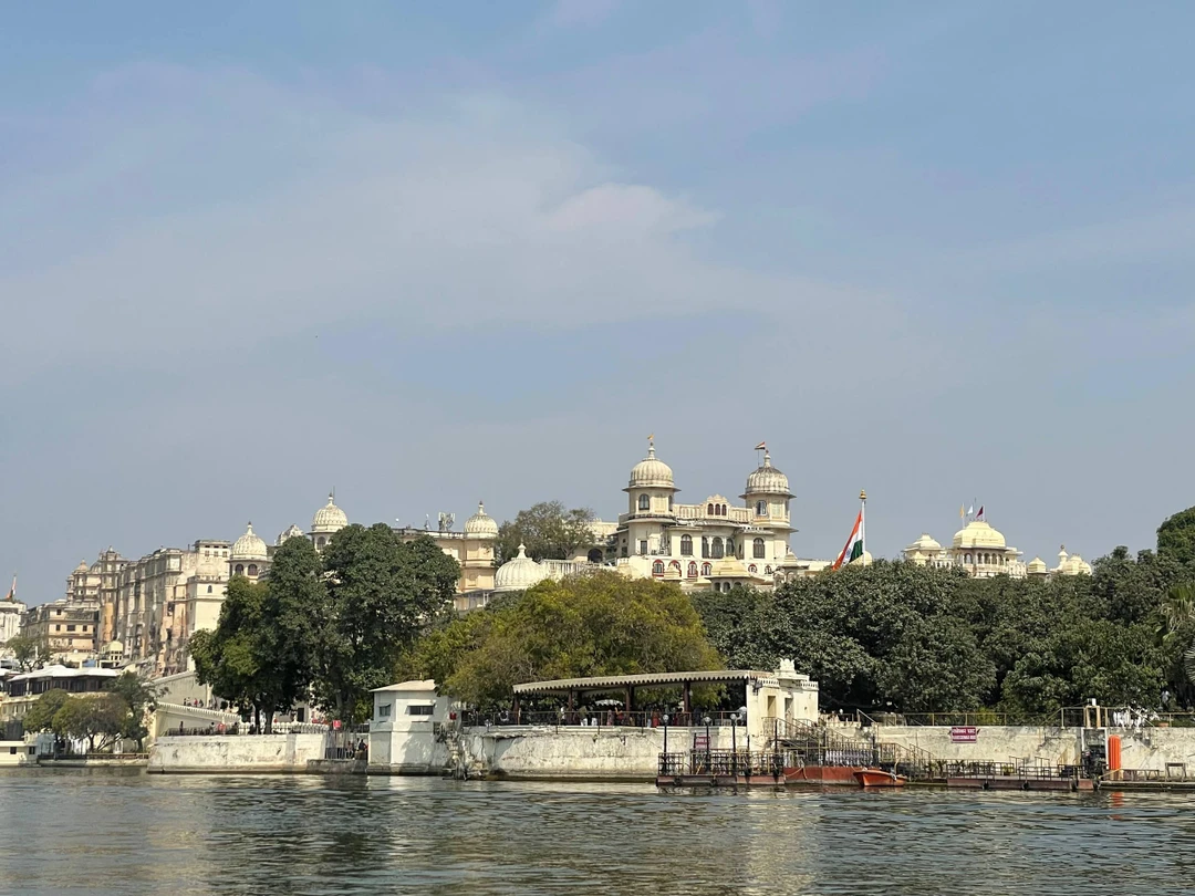 Спасибо большое Абхинаву и команде гидов за прекрасные 6 дней путешествия по северной Индии. Абхинав отлично