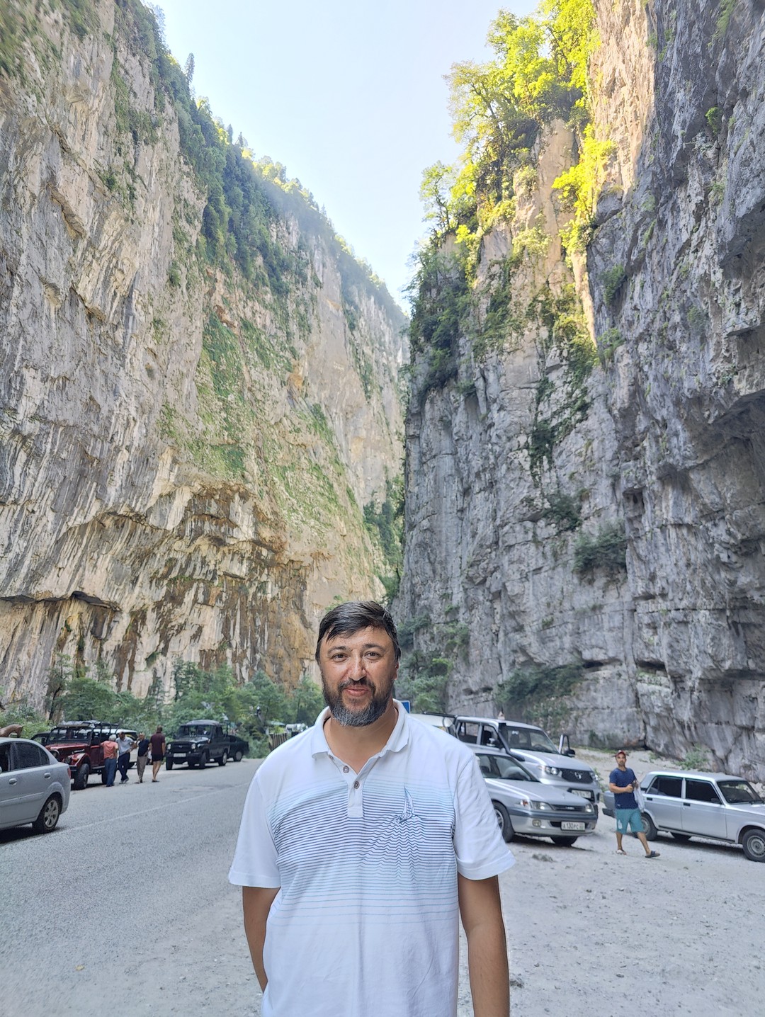 Путешествие на озеро Рица из Гагры (Роман)