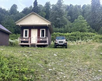 Водопады, смотровая на Кодорское ущелье и вечерний ужин на костре с вином