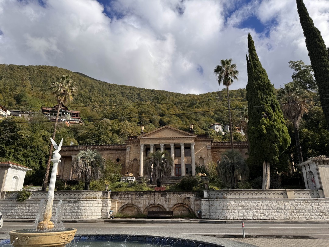 Индивидуальная экскурсия по солнечной Абхазии (Ирина)