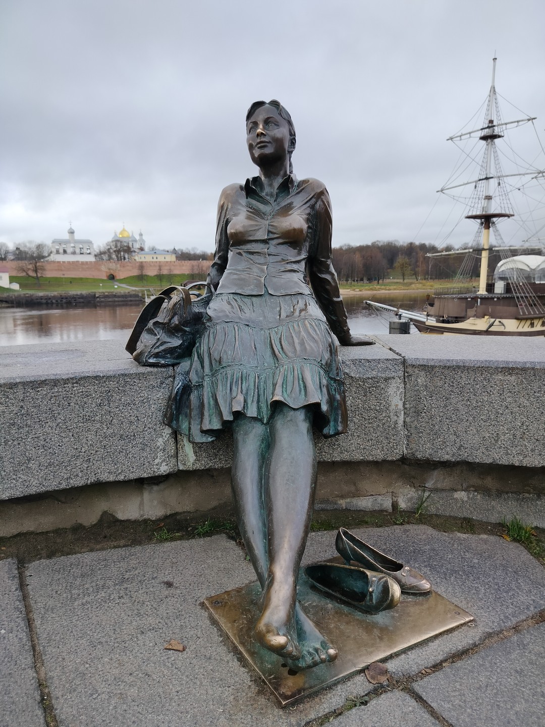 Два центра Великого Новгорода: кремль и Ярославово дворище в мини-группе (Елена)