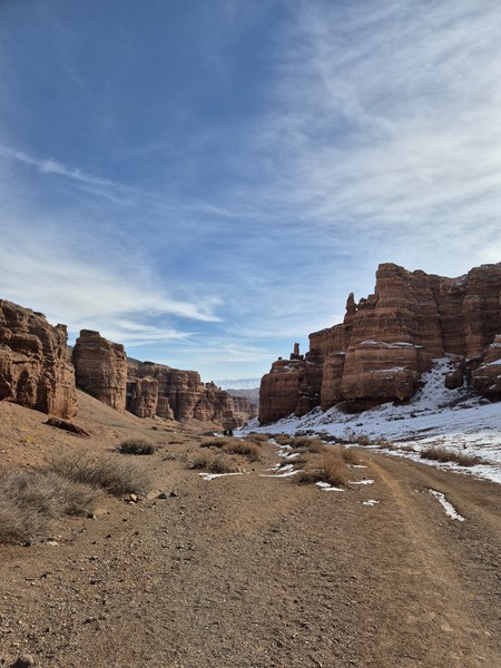 Прекрасная экскурсия, чудесные места. Каньон поражает воображение. Мечеть очень необычная. Константин замечательный, спокойный и уверенный гид
