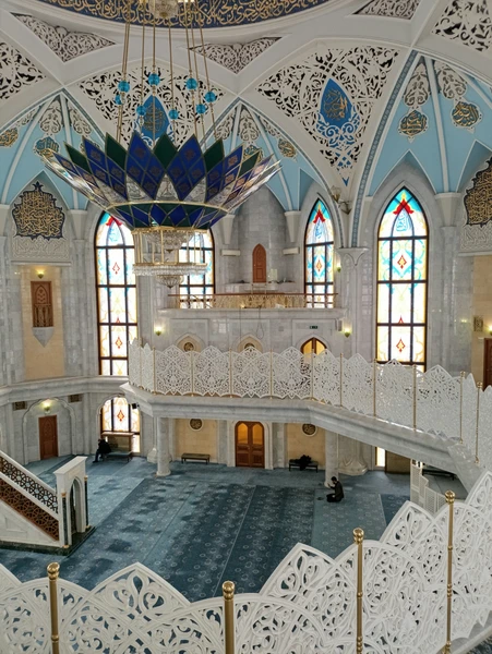 Гульфия провела потрясающую экскурсию! рассказывала так,что вопросов просто не оставалось. смогла заинтересовать к истории, подробно, но