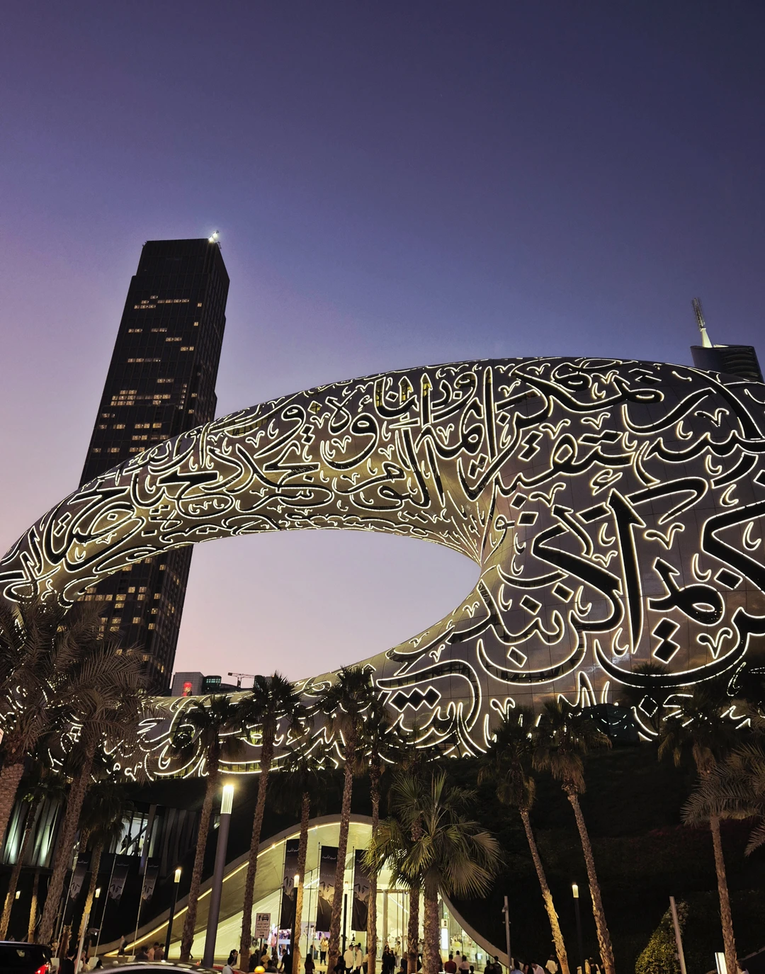 Очень понравилась экскурсия и ее организатор Шахзод. Удалось посетить основные достопримечательности и узнать много интересного о