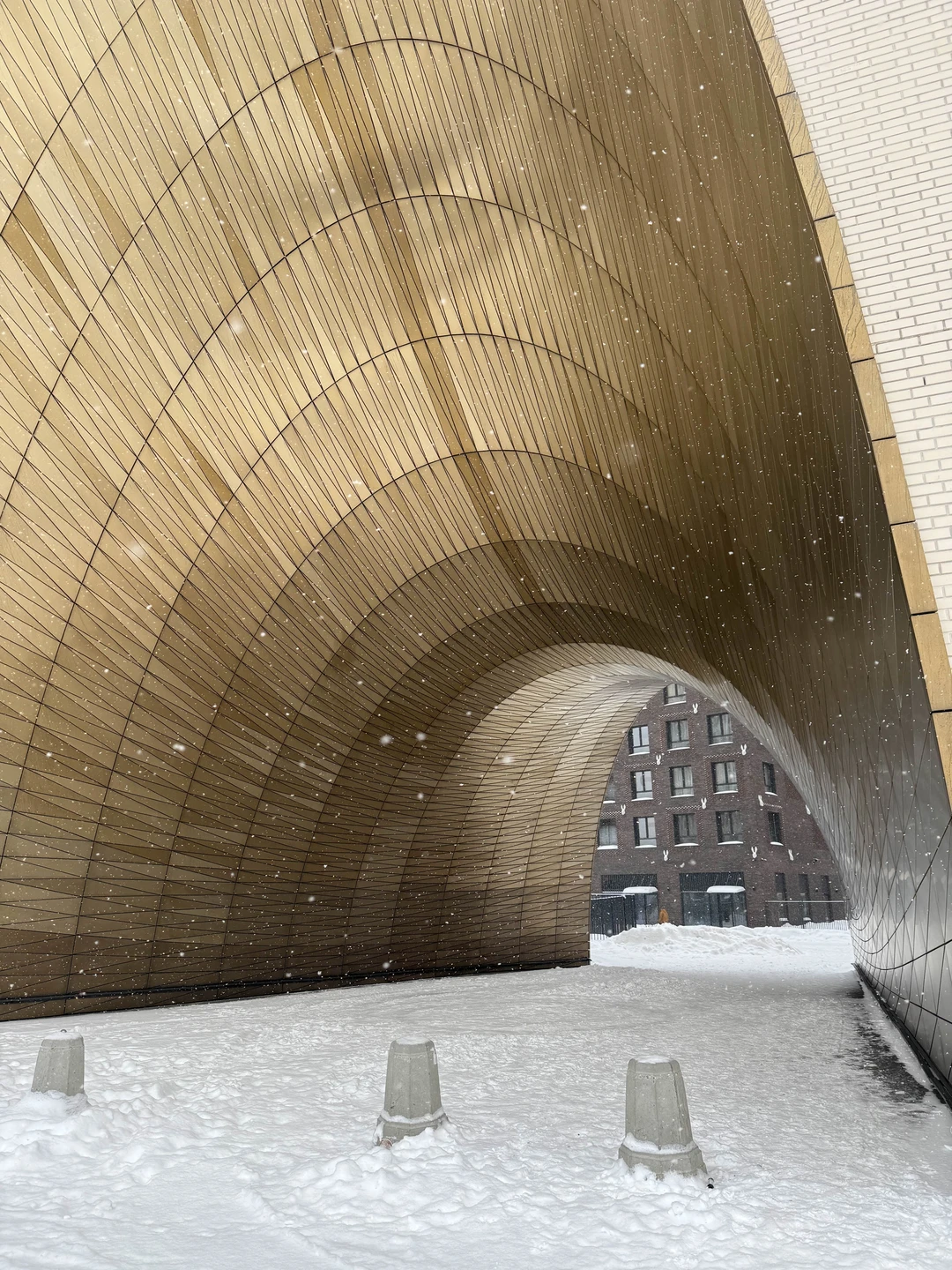 Зиларт, чего там понастроили? (Мария)