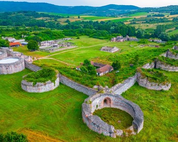 Дворец Гамзиград-Ромулиана, музей Зайечара, монастырь Манасия, церковь Святой Троицы