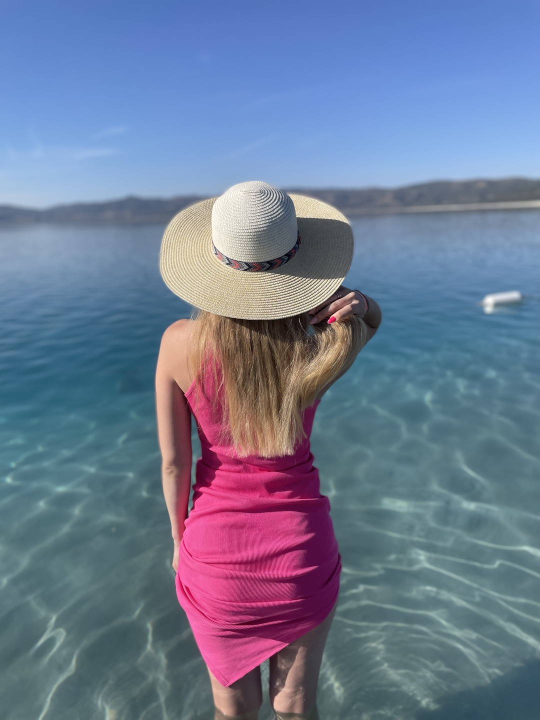 Экскурсия состоялась 24 сентября. Гидом была Оксана. Нас забрали в 3:50 в Кирише близ Кемера, приехали