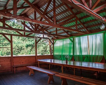 Гора Пикет, Чёртов палец, Тавдинские пещеры