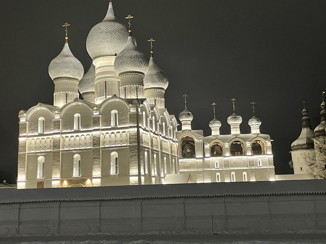Гуляли с Еленой на обзорной экскурсии по Ростову Великому! Чудесный рассказчик, очень доброжелательная и внимательная экскурсовод