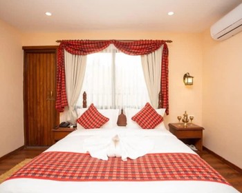 Фото отзыва 2: авторский тур "В объятиях горных вершин: треккинг вокруг Аннапурны и достопримечательности Непала"