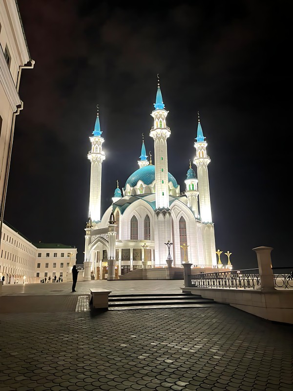 Казань, Свияжск, Иннополис и Храм всех религий - за 9 часов